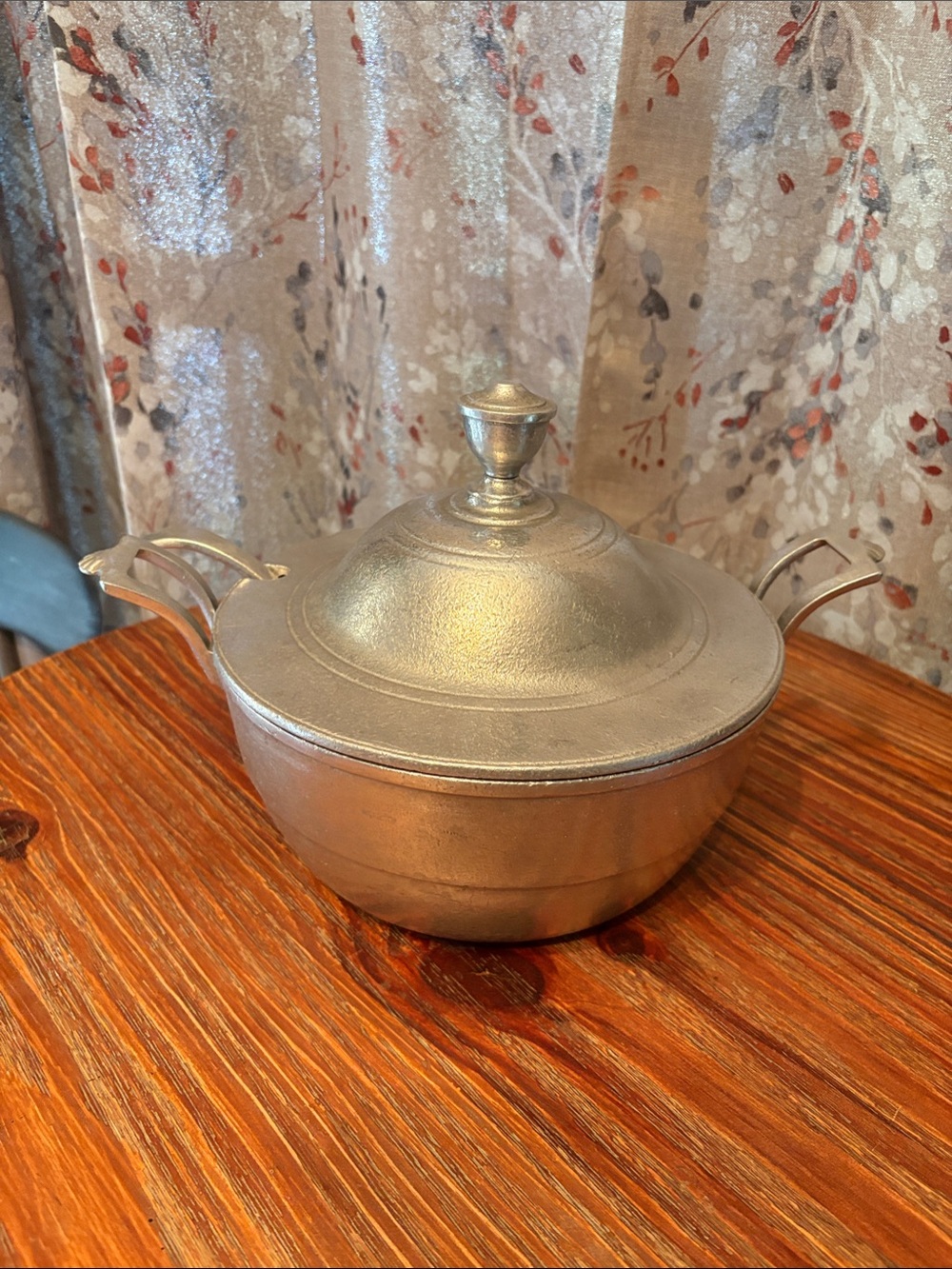 Vintage WILTON Armetale Metal/Pewter Ploug Tavern Soup Tureen w/ Lid and Ladle.